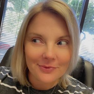 Meet your Posher, Carey